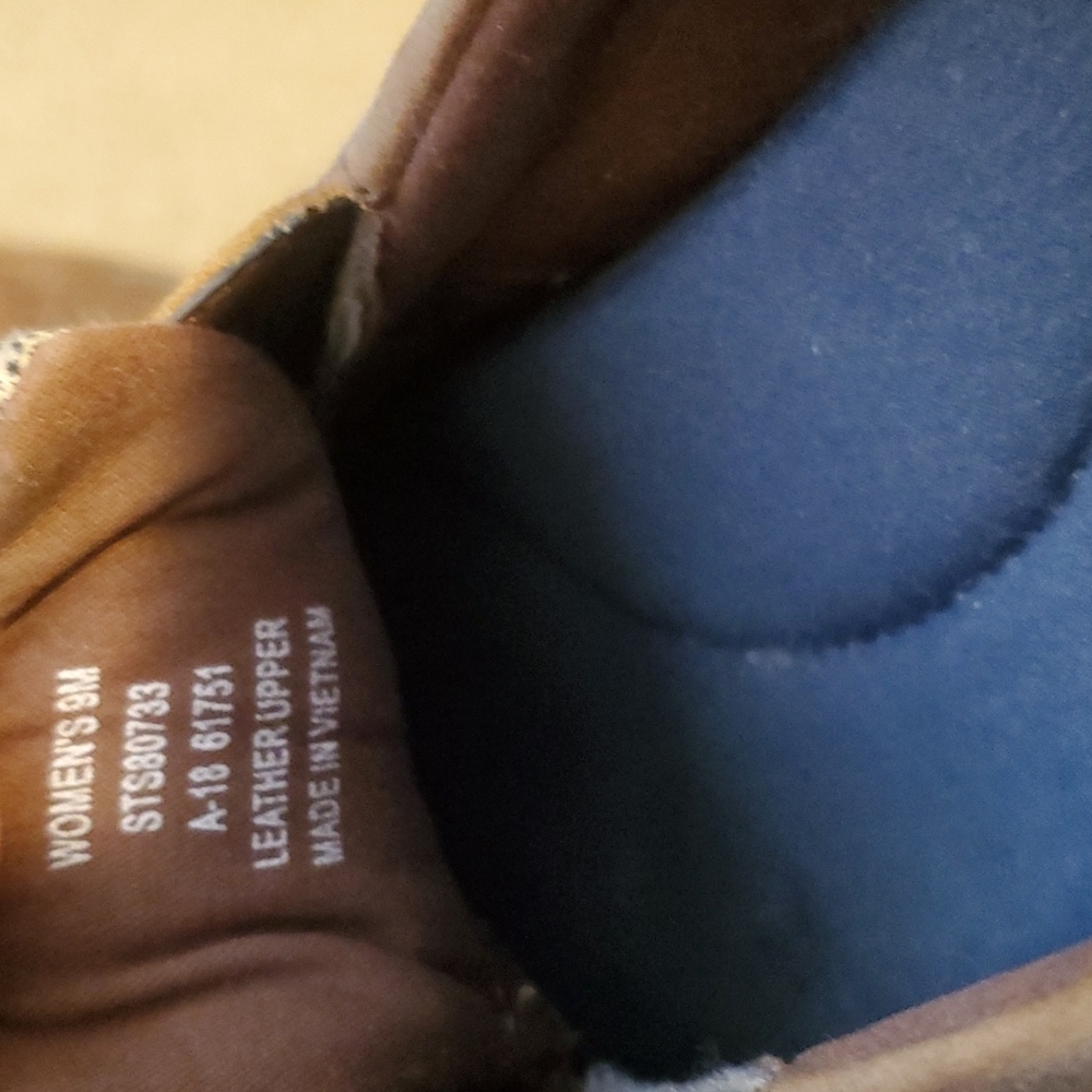 Sperry shoes - Picture 7 of 8